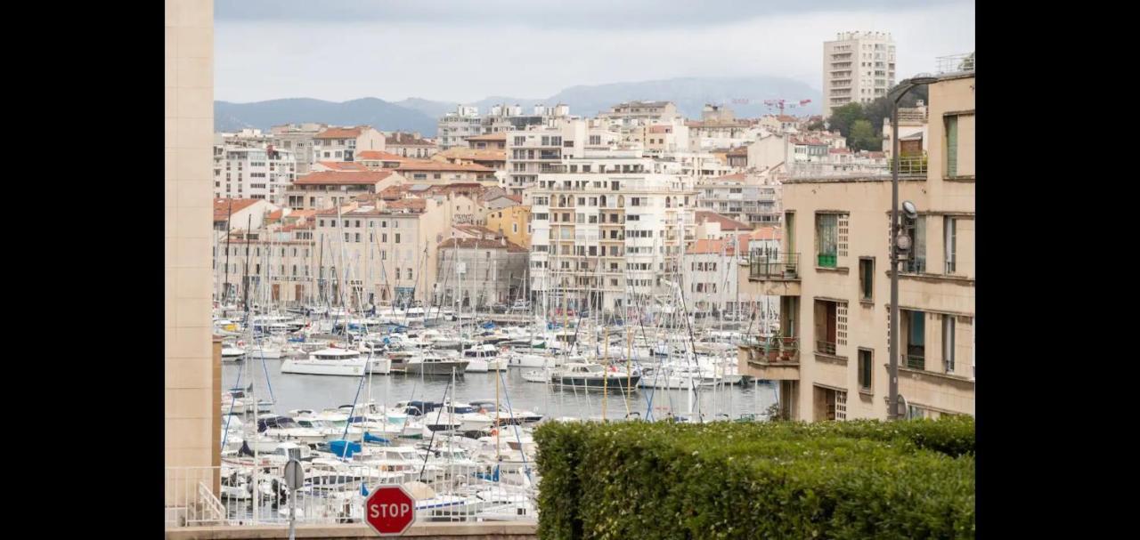 Vieux-port, Panier, Magnifique Avec Vue Sur Marseille